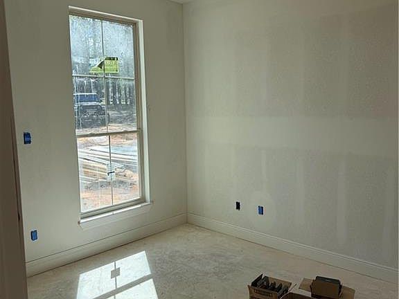 2nd image of 23 Lynn Dr