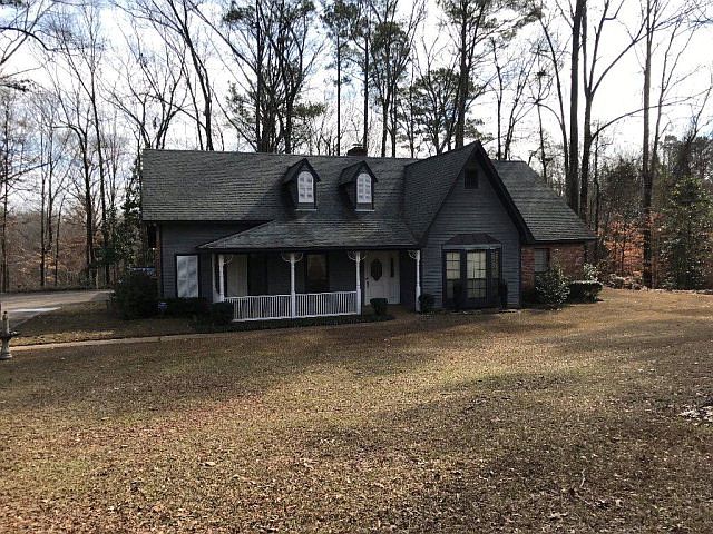 1st image of 504 Silver Creek Dr