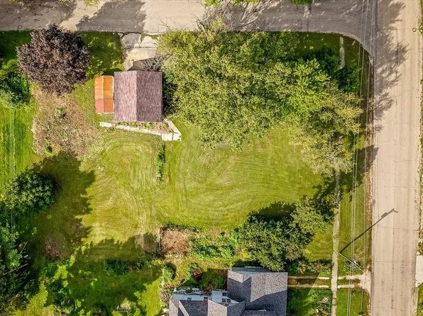 512 W Main St, Durand, IL 61024