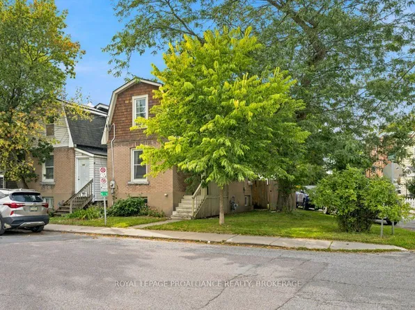 384 Barrie St, Kingston, ON K7K 3T4