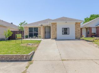 9724 Valley Mills Ln, Dallas, TX 75227