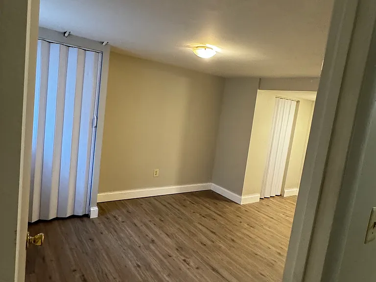 1051 Desoto Rd — Photo 19