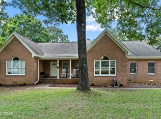 108 Covey Run Dr, Warner Robins, GA 31088