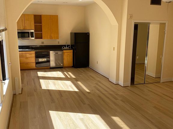 3rd image of 210 S 1st St #401