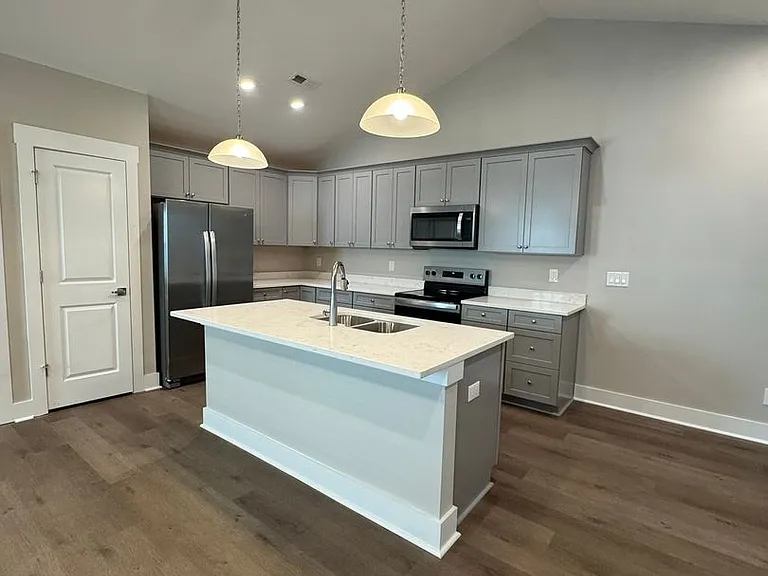 136 Brawley Villas Pl — Photo 1