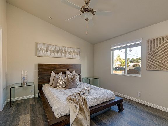 4th image of 1837 C Ave #1837