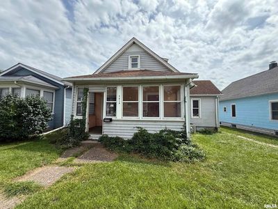 2010 3y Ave, East Moline, IL, 61244