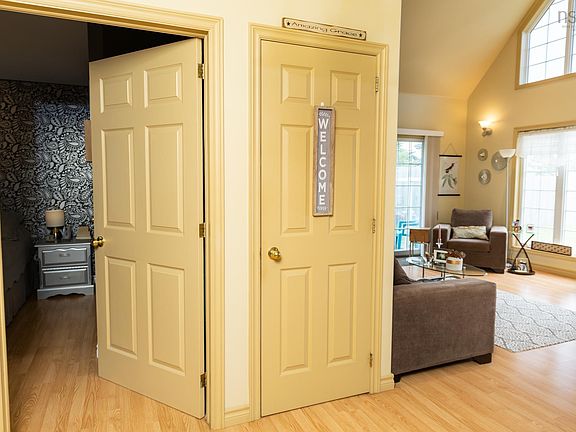 4th image of 65 Toms Way