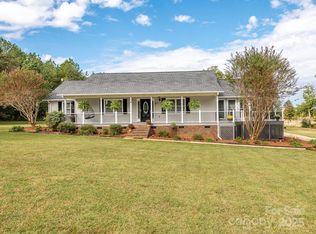 3022 Crestview Ln, Lancaster, SC 29720