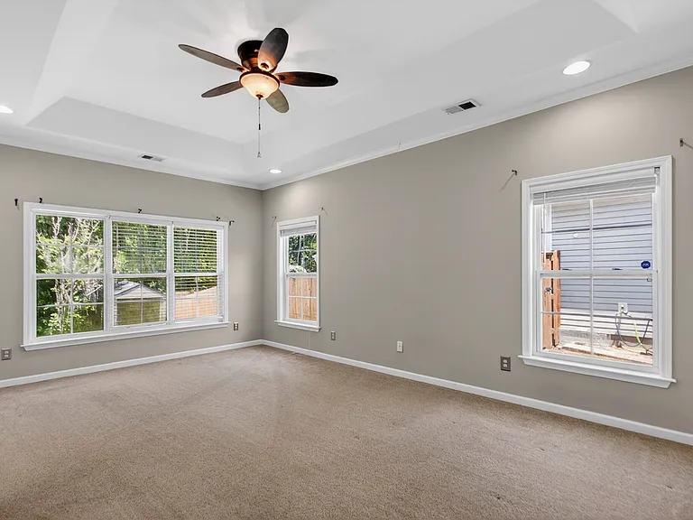 508 Fellers Ct — Photo 33