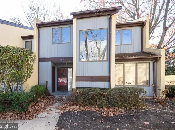 806 Somerset Ct, Chester Springs, PA 19425