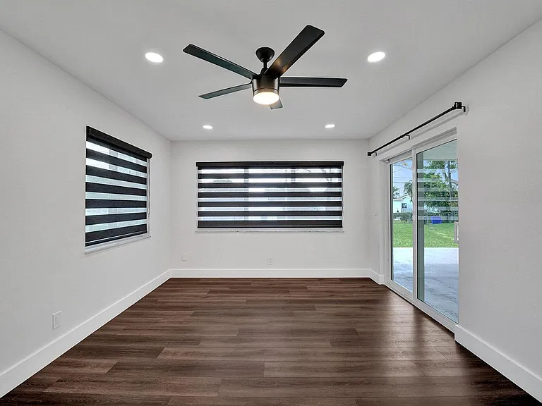 5011 Buchanan St — Photo 31