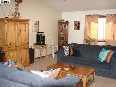 3rd image of 146 48th Ave
