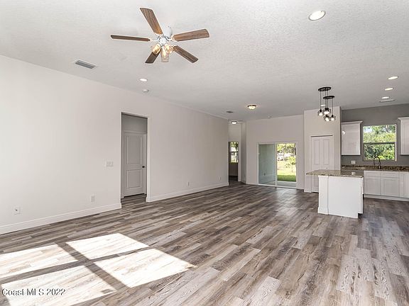 2nd image of 329 Brickell St SE