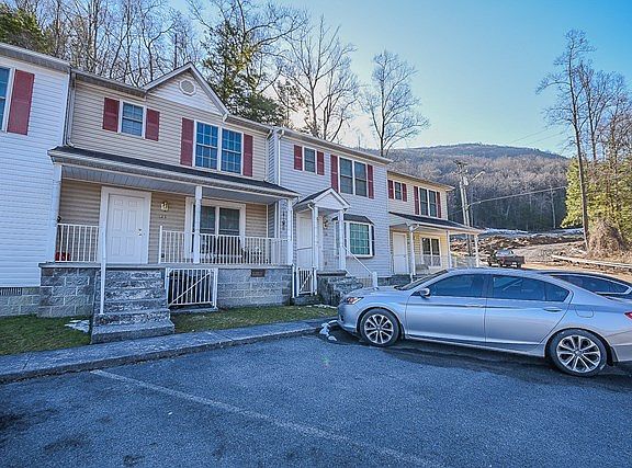 4th image of 110 Lost Creek Dr SW