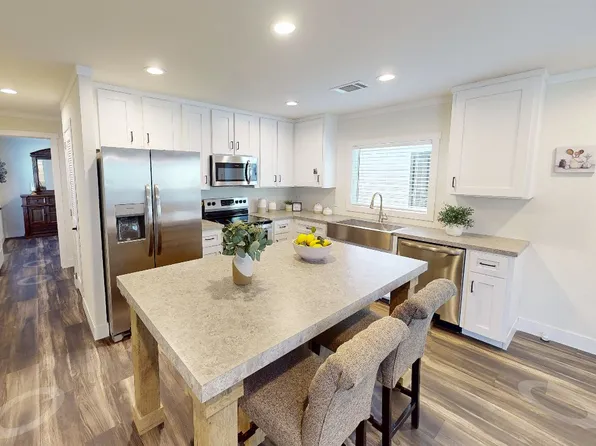 1800 Oak Grove Rd E #181, Burleson, TX 76028