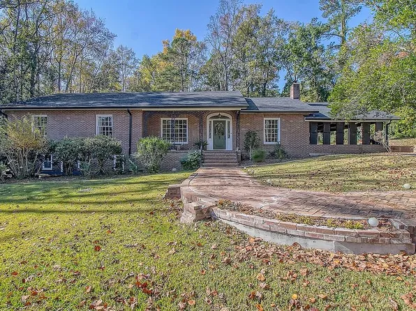 208 E Carolina Ave, Summerville, SC 29483