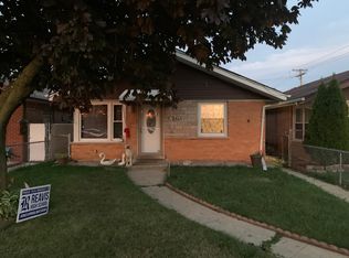 7841 New England Ave, Burbank, IL 60459