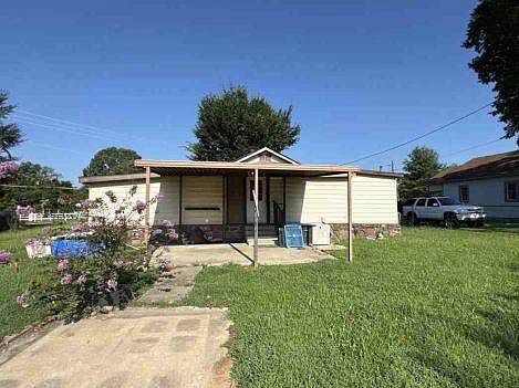 3rd image of 34 Robinson Rd