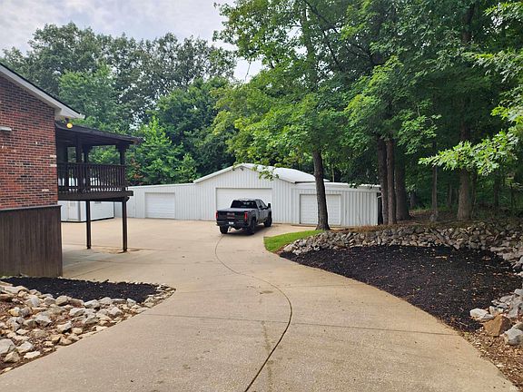 4th image of 3113 Myers Vista Rd
