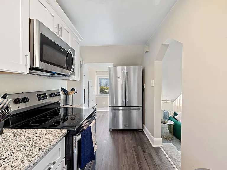 3820 Essex Cir #B-1-1 — Photo 10