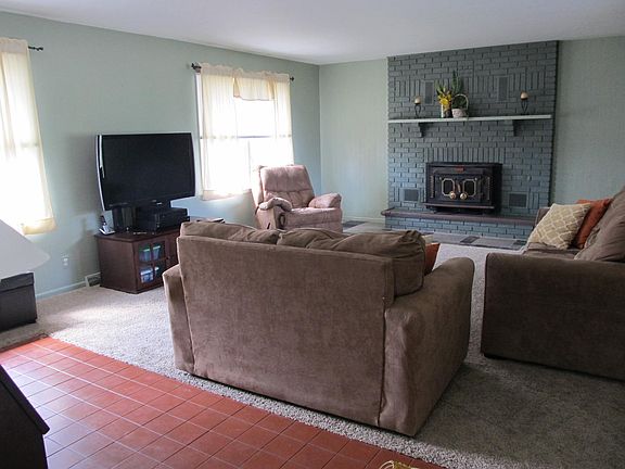 4th image of 67038 Manitee Dr