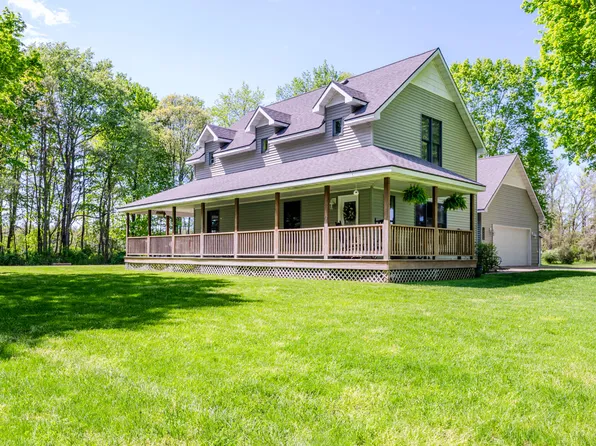4676 Harlan Dr, Watervliet, MI 49098