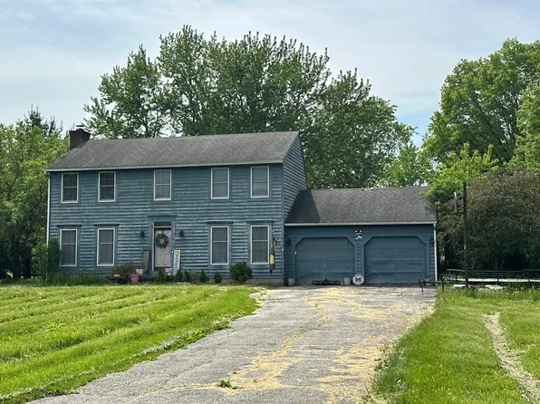 4887 Miller South Rd, Bristolville, OH 44402