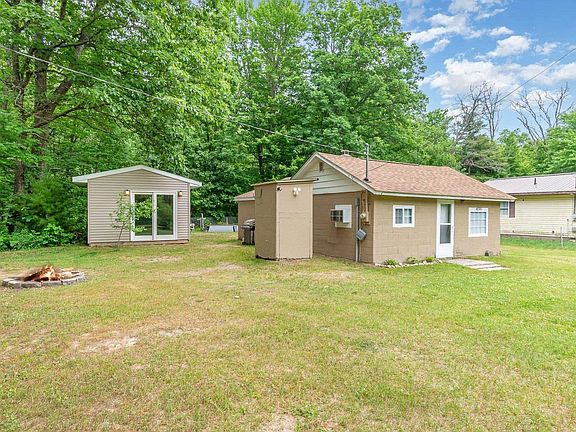 4th image of 4790 Goodar Rd