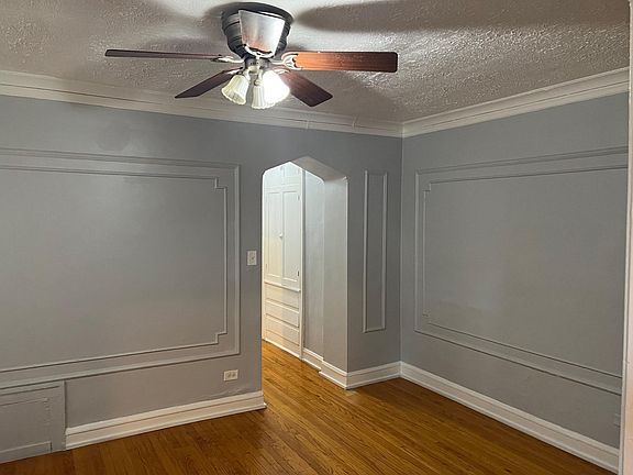 4th image of 7931 S Vernon Ave #1S