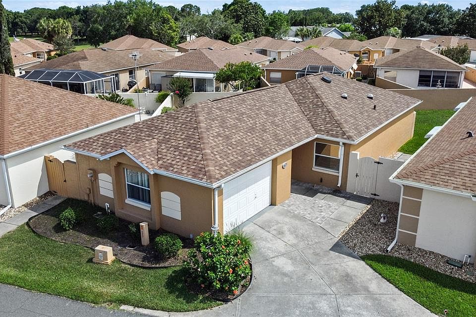 1st image of 1112 Encino Ln