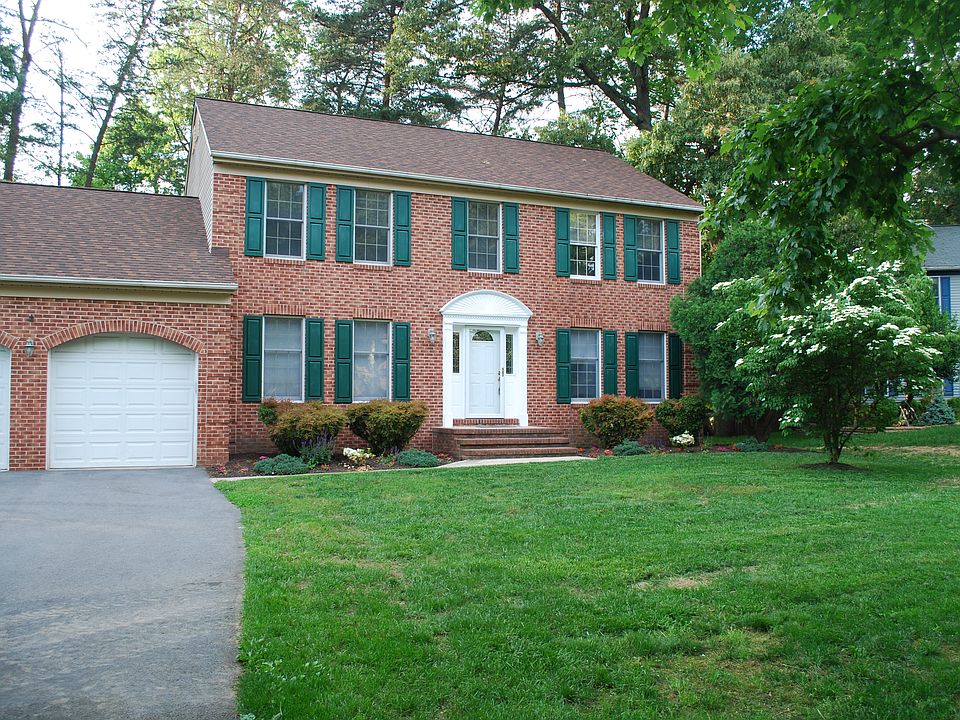 1st image of 8388 Vineland Ct