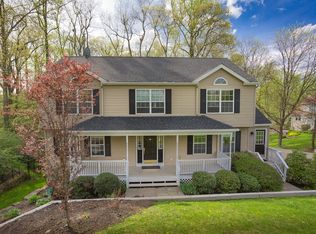 4 Joshua Dr, Cortlandt Manor, NY 10567