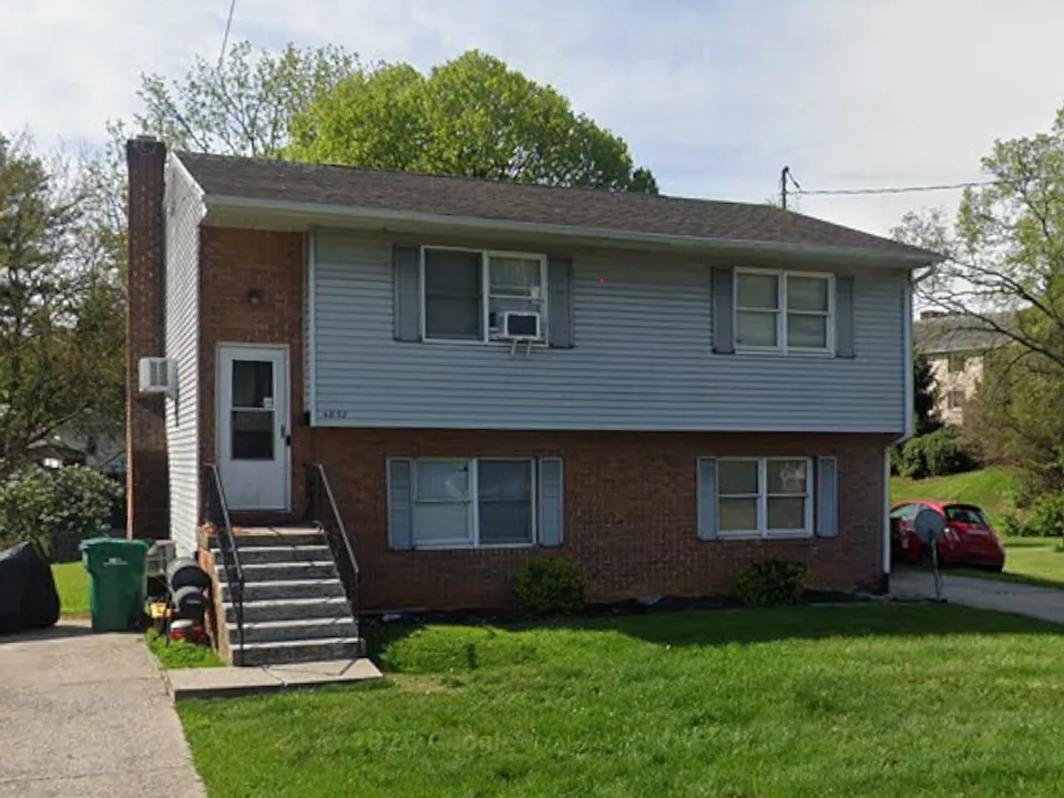 4832 Charles Rd