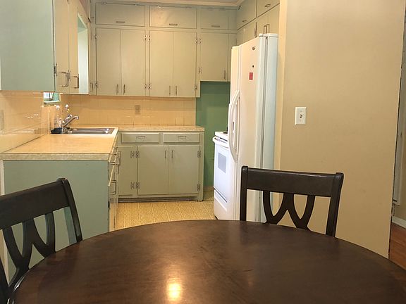 Kitchen & Dining room
