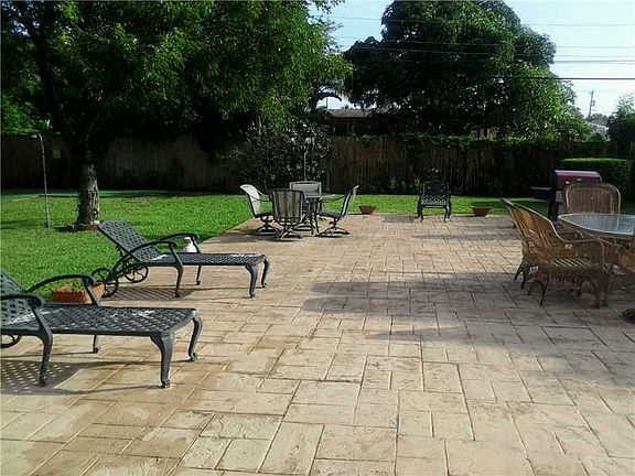 2nd image of 2315 NW 27th St