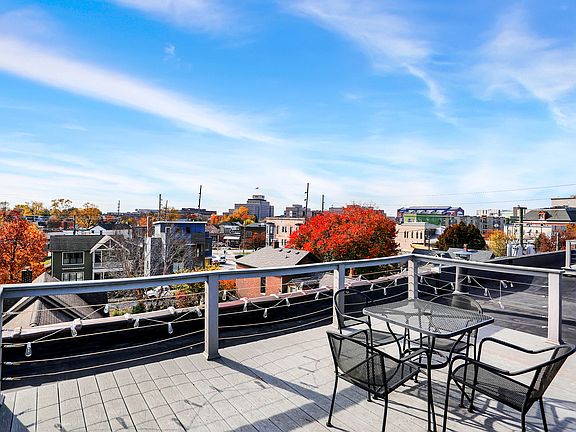 3rd image of 735 Lexington Ave APT 27