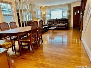 8024 160th St, Jamaica, NY 11432