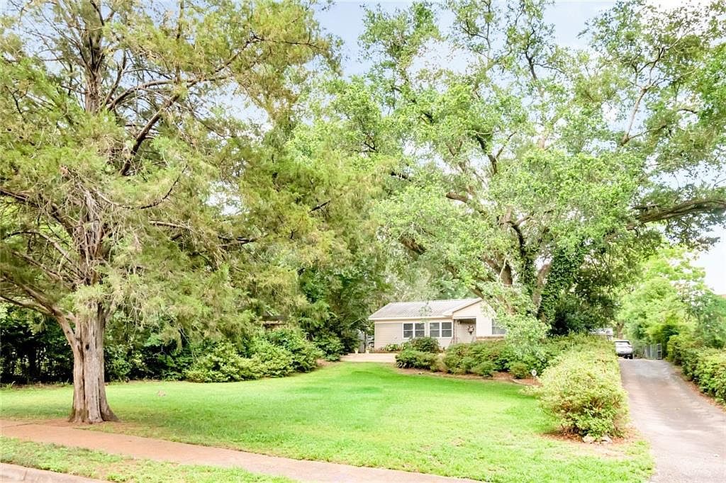 1316 Forest Dell Rd, Mobile, AL 36618 Zillow