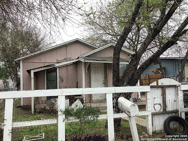 2nd image of 712 Newton Ave