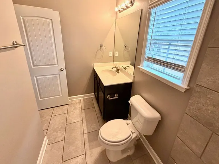 4412 Davall Cir — Photo 10