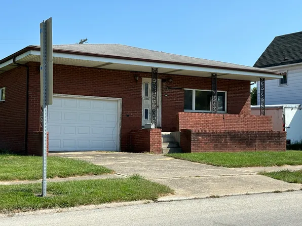 235 S Railroad Ave #45, Paxton, IL 60957