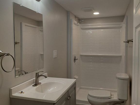5th image of 1000 Yuma St #3