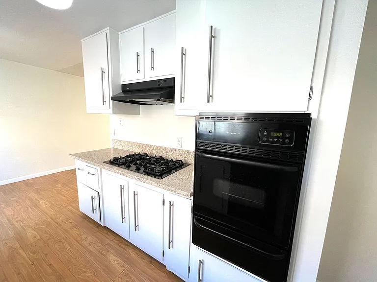 3607 Schaefer St — Photo 21