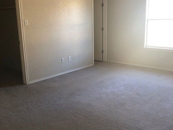 2nd image of 4407 Breckenridge Dr