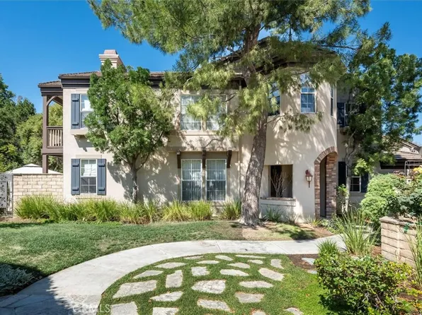 26802 Matisse Ln, Santa Clarita, CA 91355