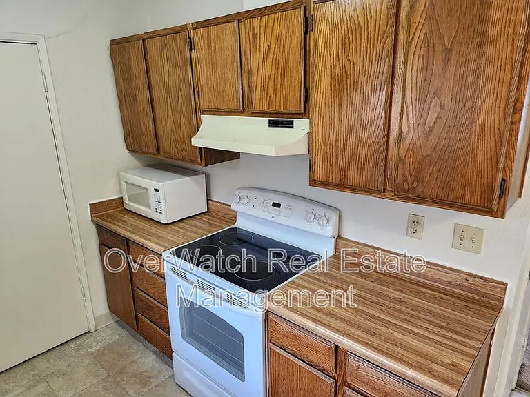8116 Boundary Ave #C — Photo 4