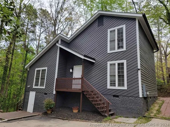 308 Whipple Tree Ln, Fayetteville, NC 28314
