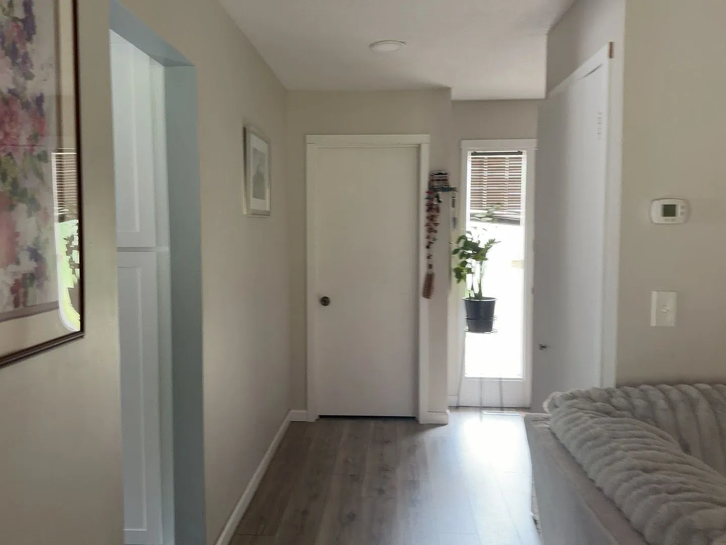 3 bed, 1735 sqft, $2,975 — Photo 3