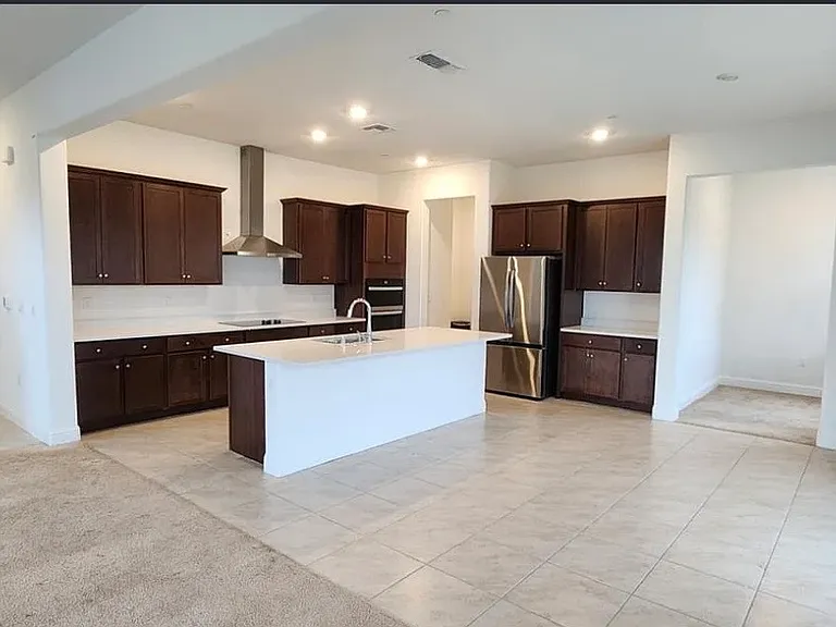 1490 Spanish Oak Ave — Photo 5